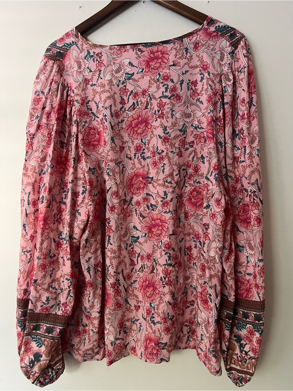 Pink Floral V-Neck Boho Blouse - Picture 4 of 7